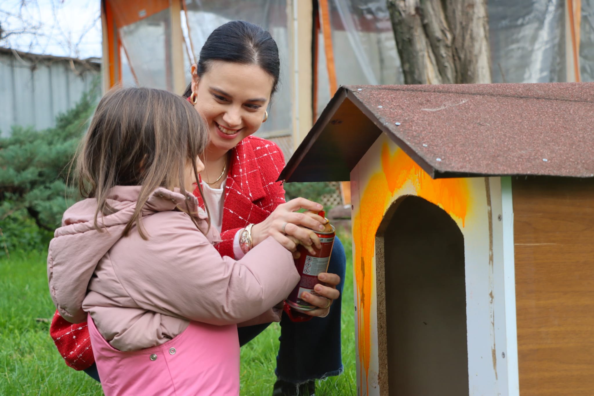 CAN DOSTLARA, GERİ DÖNÜŞTÜRÜLMÜŞ SICAK YUVALAR