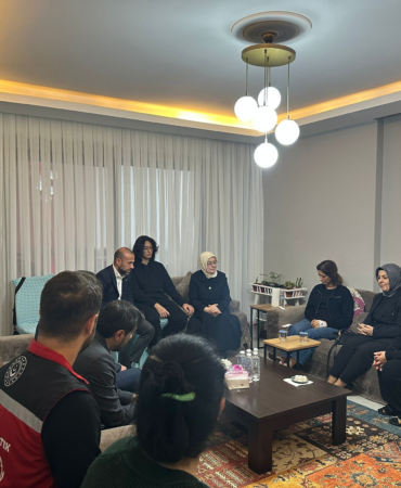 AK Parti Heyetinden Şehit Polis İlker Pehlivan’ın Ailesine Anlamlı Ziyaret