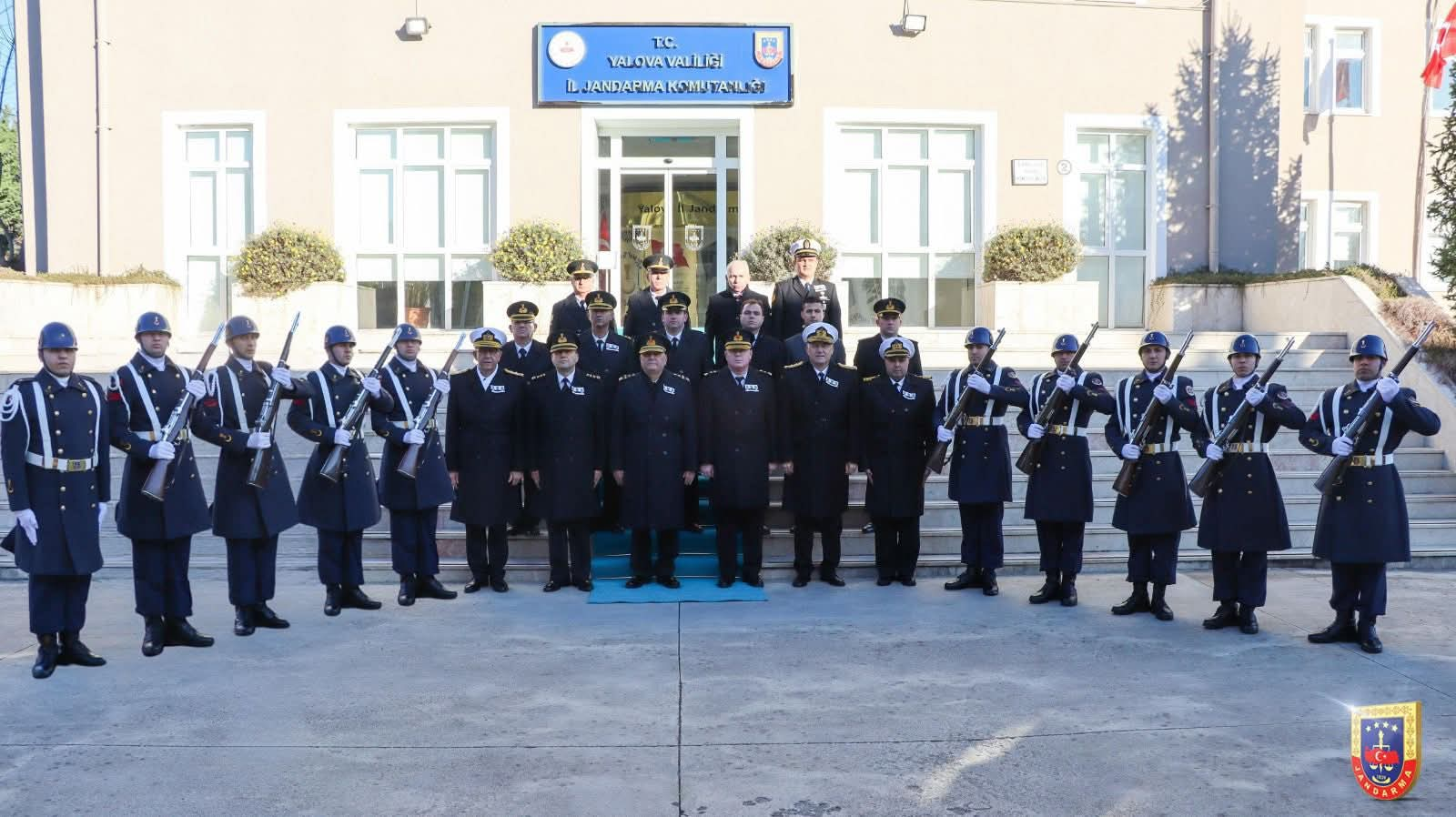 Jandarma Genel Komutanı Orgeneral Ali Çardakcı Yalova’da: Yaralı Polisleri Ziyaret Etti, Şehit Törenlerine Katıldı