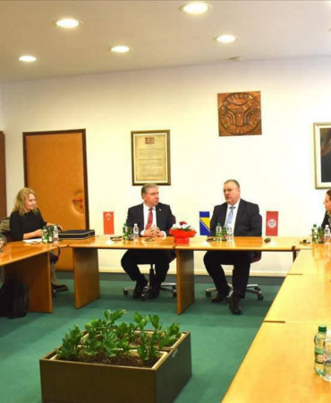 Yalova Üniversitesi’nden Bosna Hersek Tuzla Üniversitesi’ne Akademik İş Birliği Ziyareti