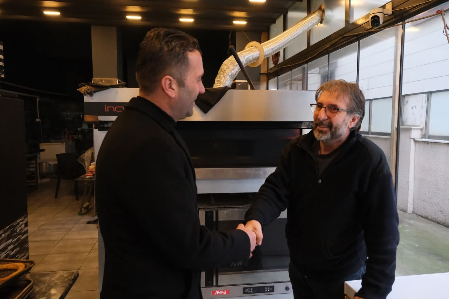 Yalova’da Esnaf Odaklı Seçim Çalışmaları Hız Kesmiyor: “Esnaf da Kazanacak, Yalova da”