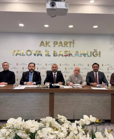 AK Parti Yalova Teşkilatı Ocak Ayı İl Genel Meclis Grup Toplantısında Bir Araya Geldi