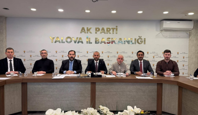 AK Parti Yalova Teşkilatı Ocak Ayı İl Genel Meclis Grup Toplantısında Bir Araya Geldi