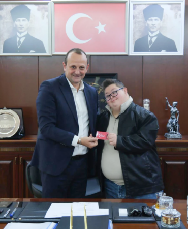 ÇİFTLİKKÖY’DE ENGELLİLER İÇİN ELELE KART HİZMETİ BAŞLADI