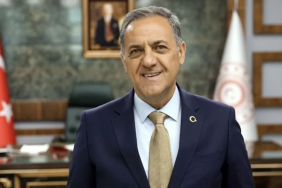 Yalova’nın Yeni Valisi Dr. Ahmet Hamdi Usta’dan İlk Açıklama: “Güvenleri İçin Şükranlarımı Sunuyorum”