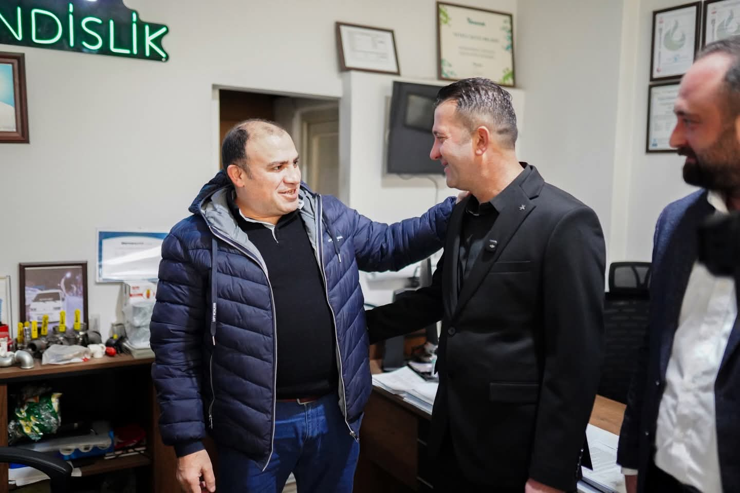 Aydın Kacir: “Durmak Yok, Esnafımız İçin Sahadayız”