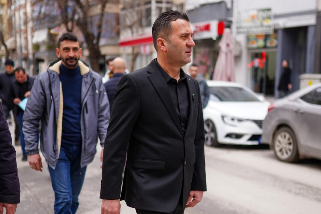 Aydın Kacir: “Durmak Yok, Esnafımız İçin Sahadayız”