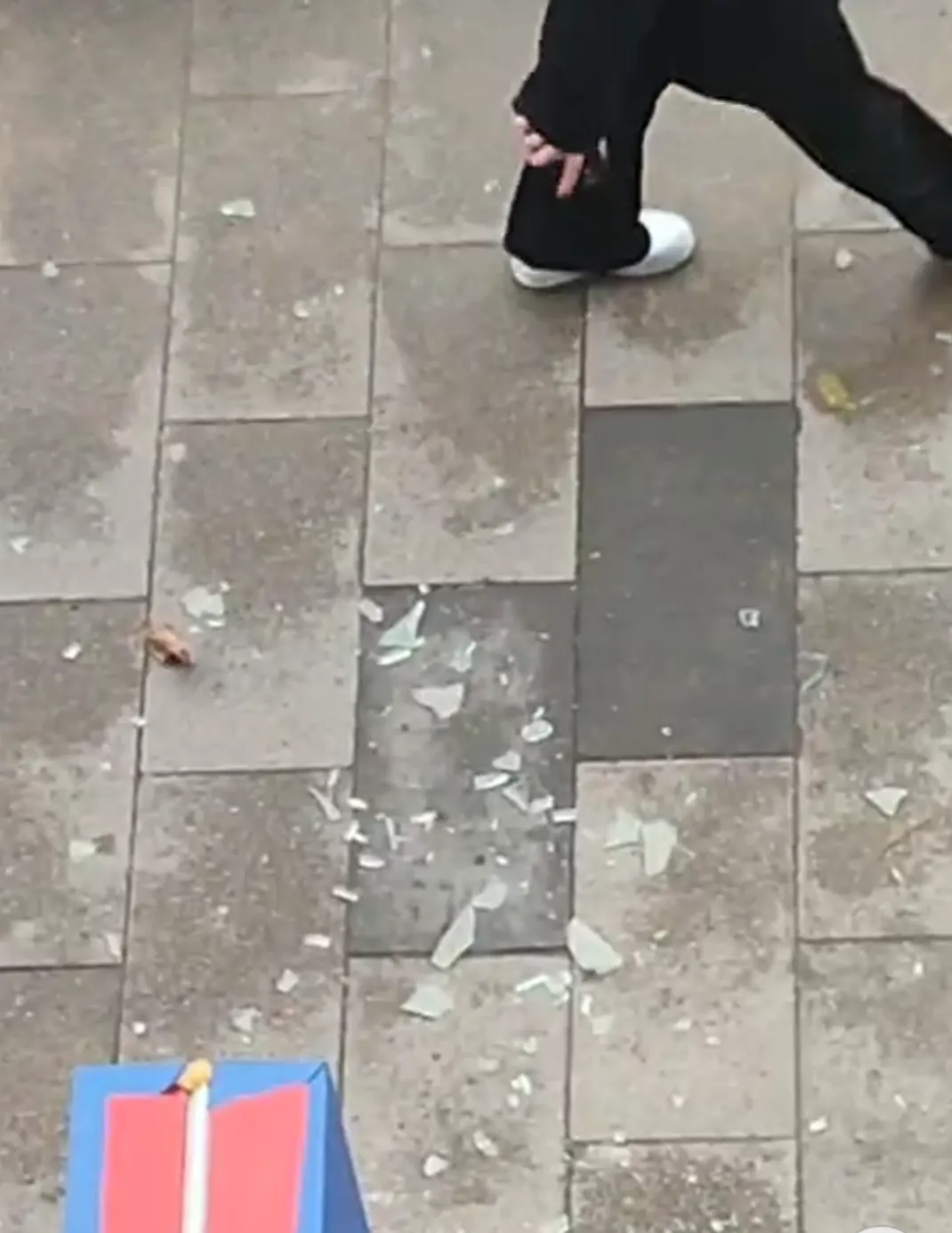 Yalova’da Şiddetli Fırtına Hayatı Durdurdu: Feribot Seferleri İptal, Trafiğe Kapsamlı Yasak 5 Yalova’da Şiddetli Fırtına Hayatı Durdurdu: Feribot Seferleri İptal, Trafiğe Kapsamlı Yasak