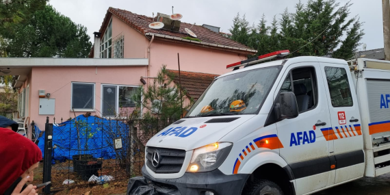 Yalova’da Şiddetli Fırtına Hayatı Olumsuz Etkiledi: 76 İhbar, TAMP Devrede