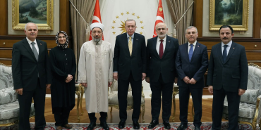 Cumhurbaşkanı Erdoğan, Diyanet İşleri Başkanı Safi Arpaguş ve Heyetini Kabul Etti