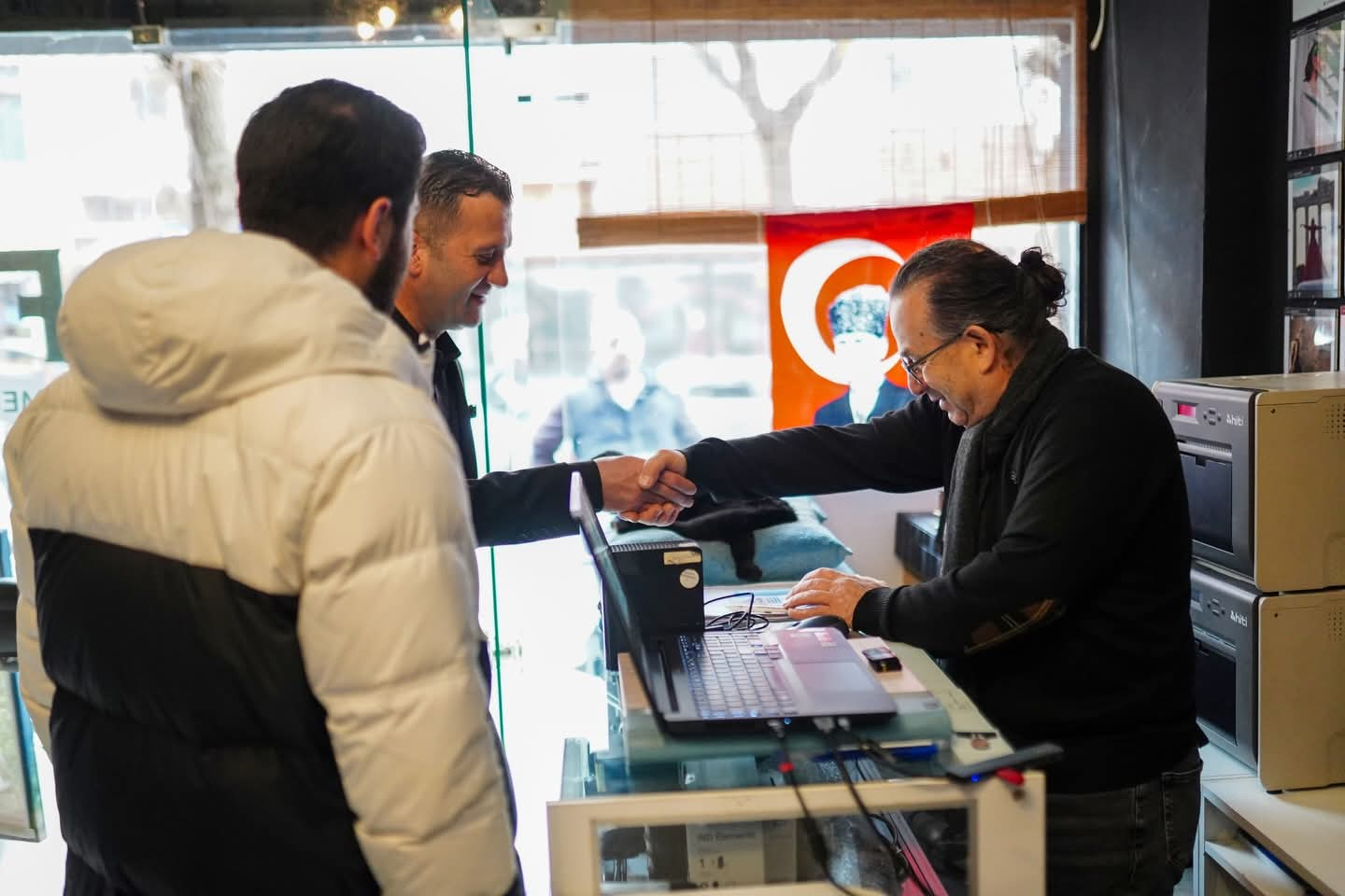 AYDIN KACİR: “ARTIK ESNAFIMIZ YALNIZ DEĞİL”