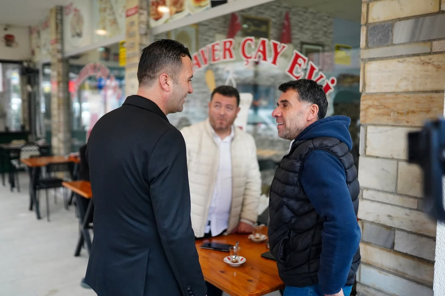 AYDIN KACİR: “ARTIK ESNAFIMIZ YALNIZ DEĞİL” 5 AYDIN KACİR: “ARTIK ESNAFIMIZ YALNIZ DEĞİL”