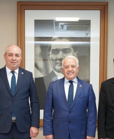 CHP Yalova Milletvekili Tahsin Becan, YTSO’da İş Dünyasıyla Bir Araya Geldi