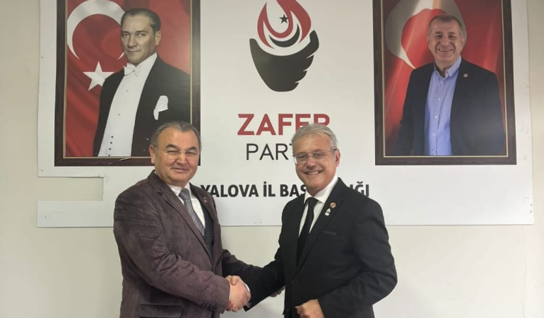 Zafer Partisi Yalova Teşkilatına Rekor Katılım: Siyasi Duayenler Aynı Çatıda Buluştu