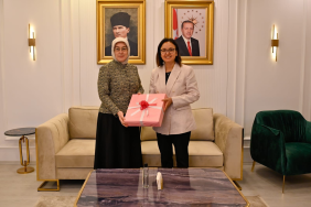 Vekil Akyol’dan Hülya Kaya’ya Ziyaret