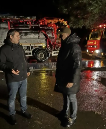 Gece Boyu Süren Sağanakta Belediyeden Hızlı Müdahale: Başkan Avni Kurt Sahada
