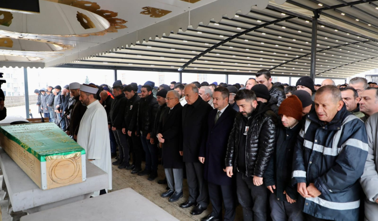 Ordu’da Kızılay Camiasını Yasa Boğan Veda: Menderes Türkeli Son Yolculuğuna Uğurlandı