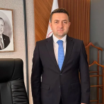 Yalova İl Tarım ve Orman Müdürü Mustafa İlmeç’e Vali Hülya Kaya’dan Başarı Belgesi