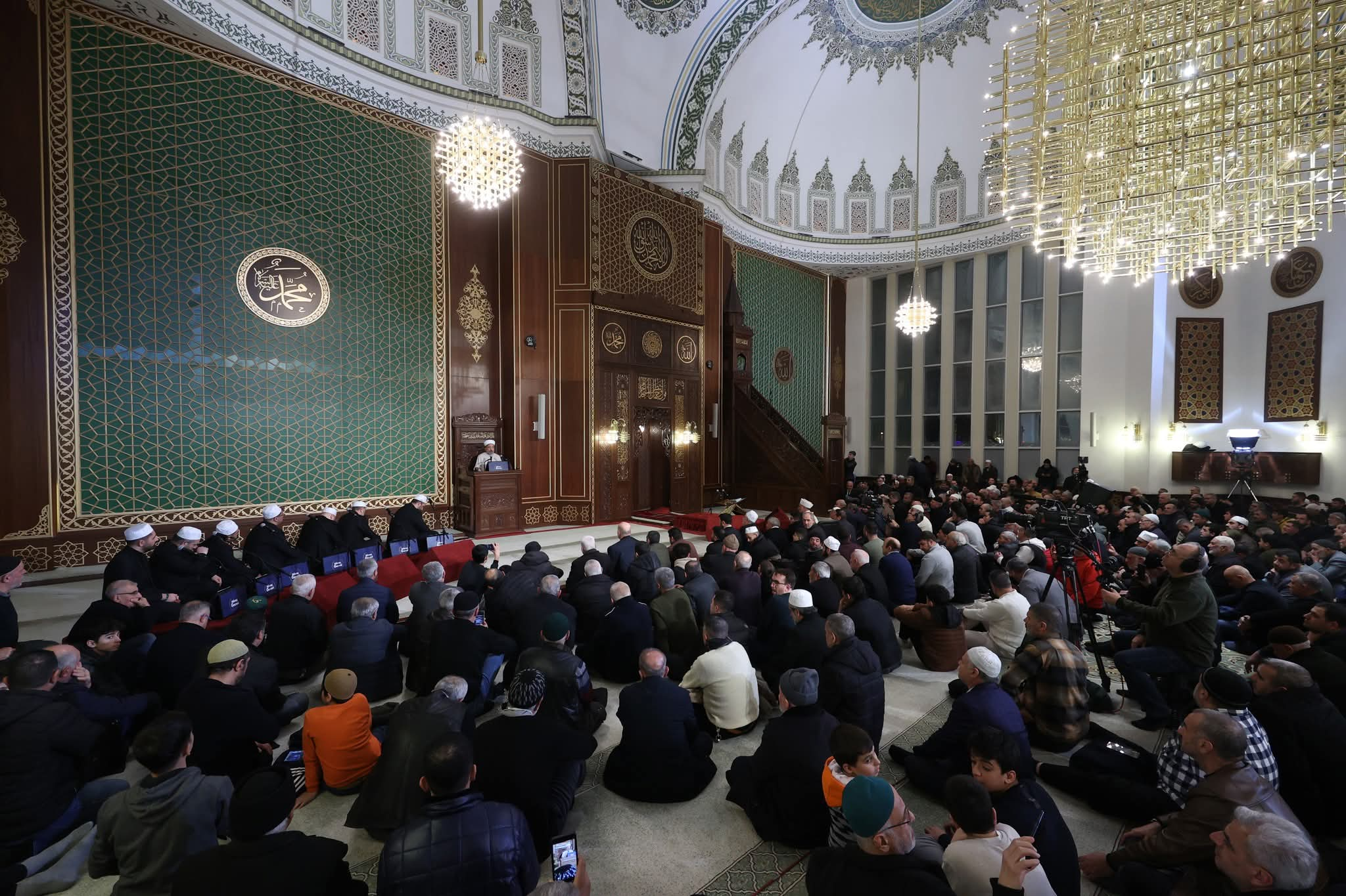 Miraç Gecesi tüm yurtta dualarla idrak edildi