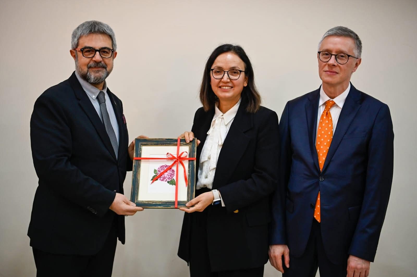 Yalova İl Sağlık Müdürü Kaşıkcı’dan Vali Dr. Hülya Kaya’ya Anlamlı Veda