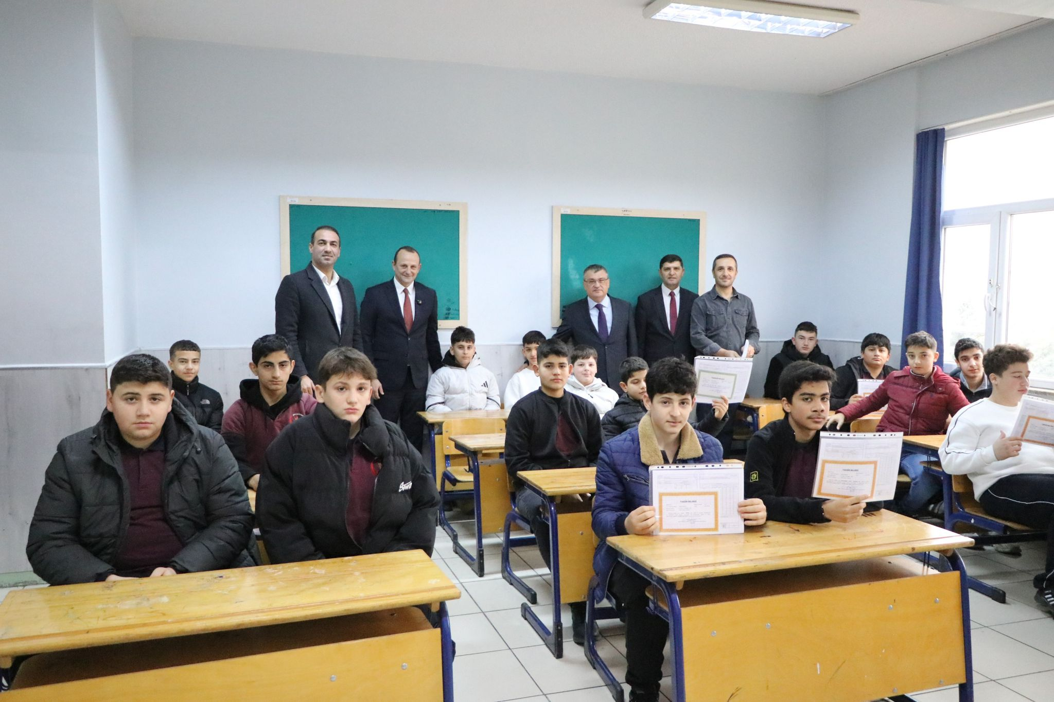 ÇİFTLİKKÖY’DE 2026 YARIYIL TATİLİ KARNE SEVİNCİYLE BAŞLADI