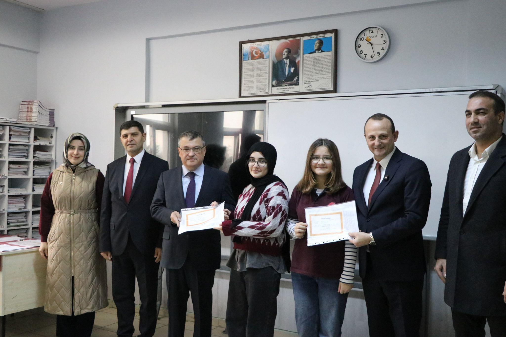 ÇİFTLİKKÖY’DE 2026 YARIYIL TATİLİ KARNE SEVİNCİYLE BAŞLADI