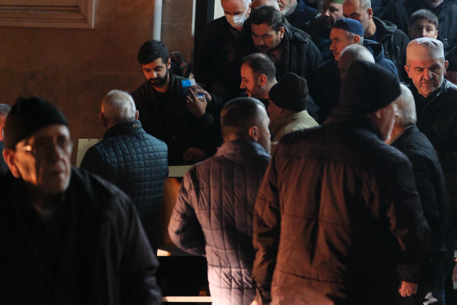 Çiftlikköy Belediyesi’nden Miraç Kandili İkramı