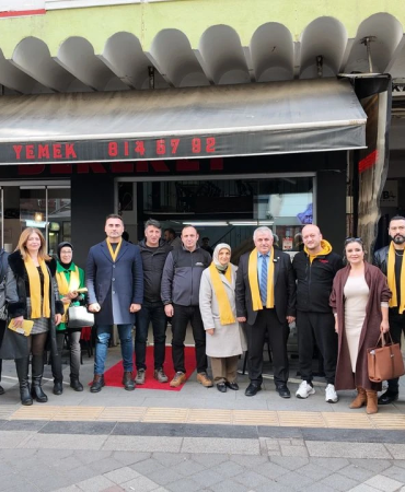 İbrahim Bayzan: “Esnafımızı Dinledik, Sorunlarını Biliyoruz, Çözüm İçin Geliyoruz”
