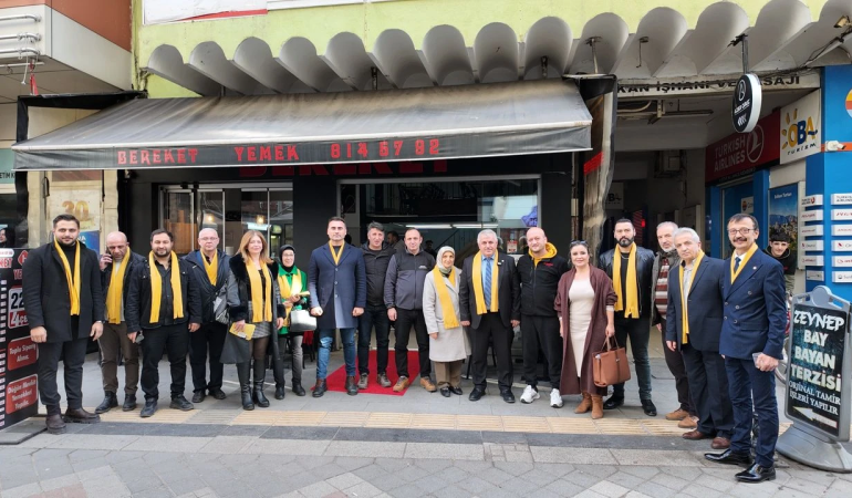 İbrahim Bayzan: “Esnafımızı Dinledik, Sorunlarını Biliyoruz, Çözüm İçin Geliyoruz”