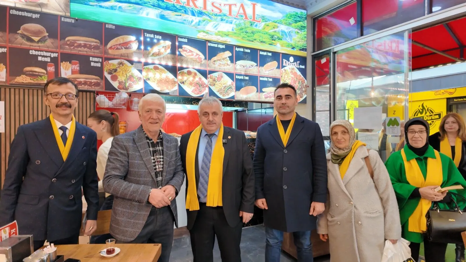 İbrahim Bayzan: “Esnafımızı Dinledik, Sorunlarını Biliyoruz, Çözüm İçin Geliyoruz”