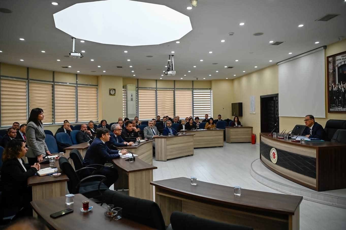 Yalova Valisi Dr. Ahmet Hamdi Usta, Göreve Başlamasının Ardından Yönetim Kadrosuyla İlk Değerlendirme Toplantılarını Gerçekleştirdi