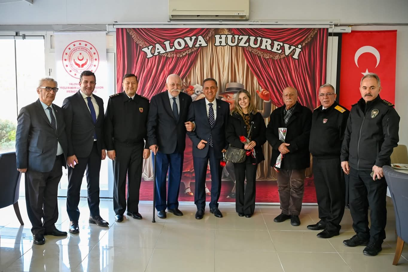 Yalova Valisi Dr. Ahmet Hamdi Usta’dan Şehit Aileleri, Gaziler ve Huzurevine Anlamlı Ziyaretler