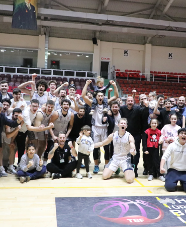 ÇİFTLİKKÖY BELEDİYE, KERASUS’U UZATMADA DEVİRDİ (80-77)