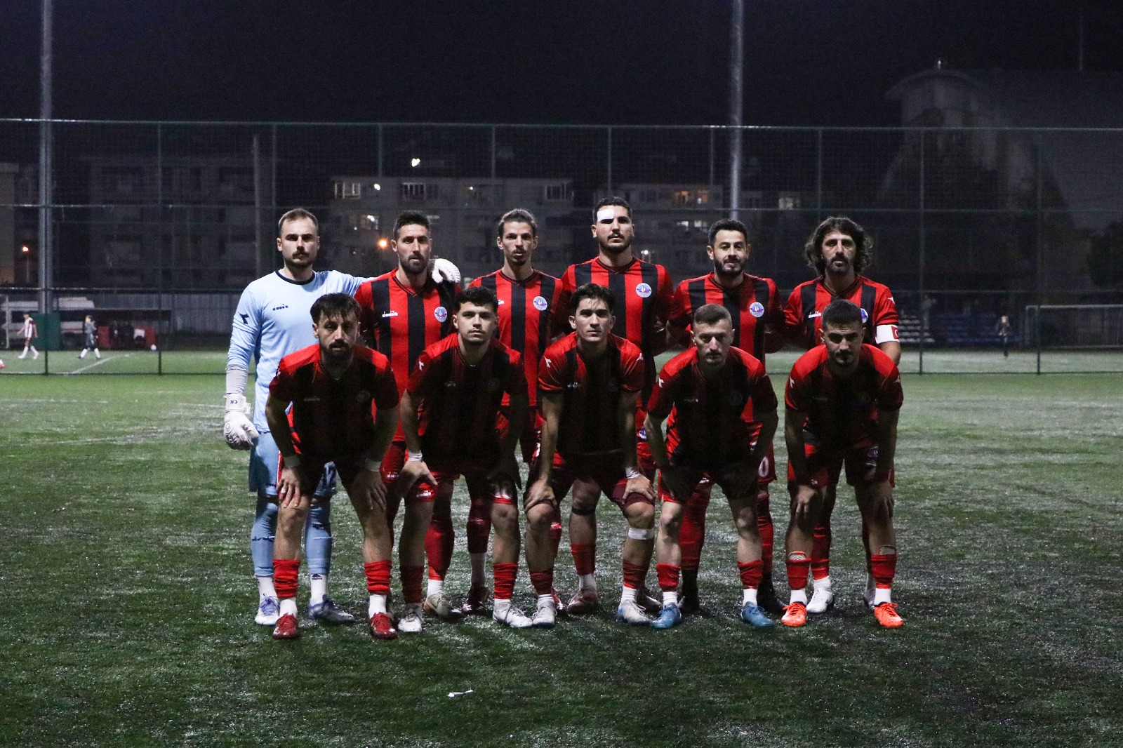 BAŞKAN YELE, “ÇİFTLİKKÖY, YALOVA’DA SPORUN PARLAYAN YILDIZI” 1 BAŞKAN YELE, “ÇİFTLİKKÖY, YALOVA’DA SPORUN PARLAYAN YILDIZI”