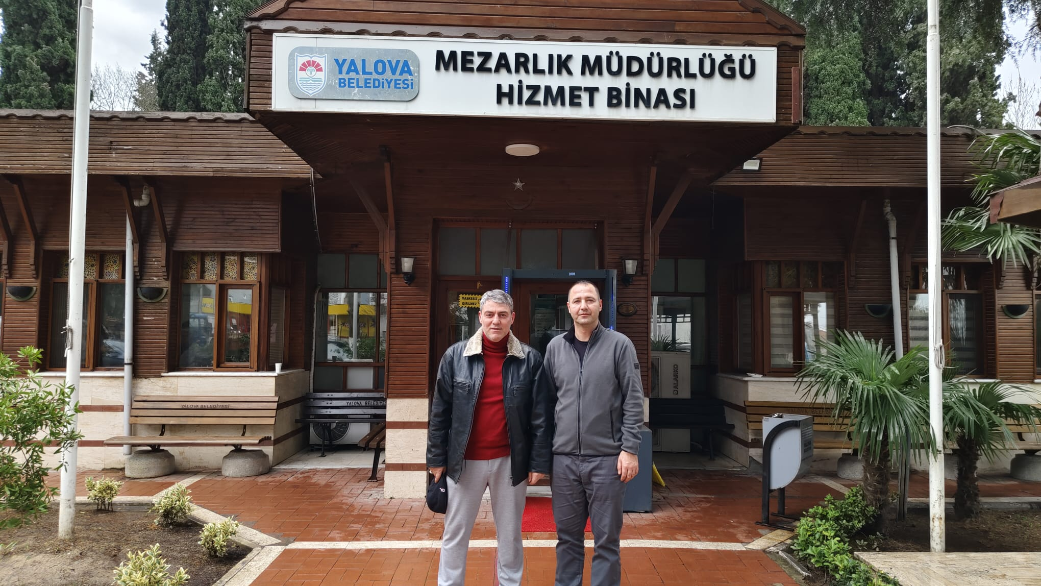 Yalova Belediyesi Mezarlıklar Müdürü Yasin Gülfidan’a Nezaket Ziyareti