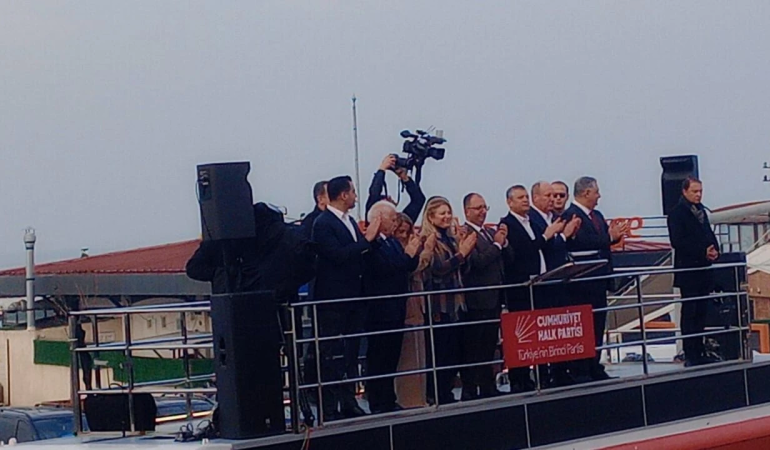 Özgür Özel Yalova’dan Seslendi: “Erken Seçim İçin Hodri Meydan”