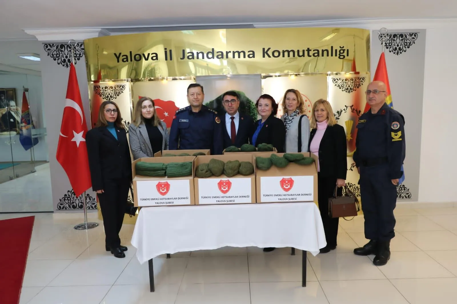 TEMAD Yalova’dan Kahraman Askerlere Sıcak Dokunuş