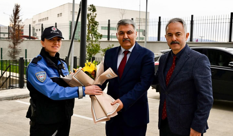 Yalova İl Emniyet Müdürlüğü’nde Devir Teslim: Yılmaz Delen Göreve Başladı