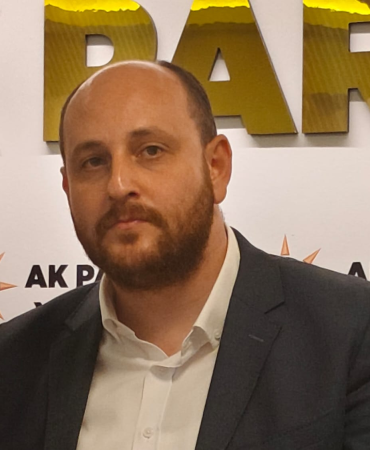 Büyükgümüş’ten Özgür Özel’in Yalova Mitingine Sert Yanıt: “Siyaset Öfkeyle Değil, Hizmetle Yapılır”