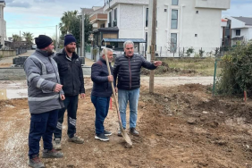 ÇİFTLİKKÖY’DE TİYATRO ŞÖLENİ, ‘CANIMIZ SAĞ OLSUN’LA DEVAM ETTİ 4 thumbnail