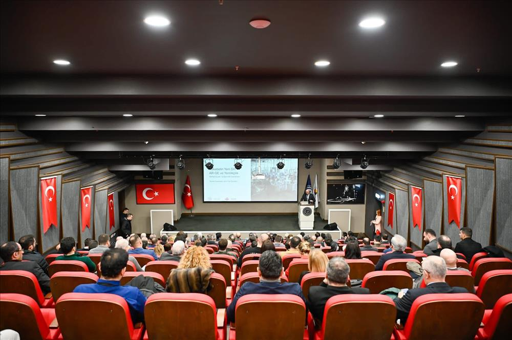 Yalova’da Üniversite–Sanayi İş Birliği Güçleniyor: SANTEK 2026 Yılı İlk Toplantısı Gerçekleştirildi 5 Yalova’da Üniversite–Sanayi İş Birliği Güçleniyor: SANTEK 2026 Yılı İlk Toplantısı Gerçekleştirildi