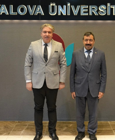 İzmir Kâtip Çelebi Üniversitesi Rektörü Prof. Dr. Saffet Köse’den Yalova Üniversitesi’ne Ziyaret