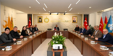 Yalova Dostluğu Platformu ve Eğitime Destek Platformu’ndan Vali Usta’ya Hayırlı Olsun Ziyareti