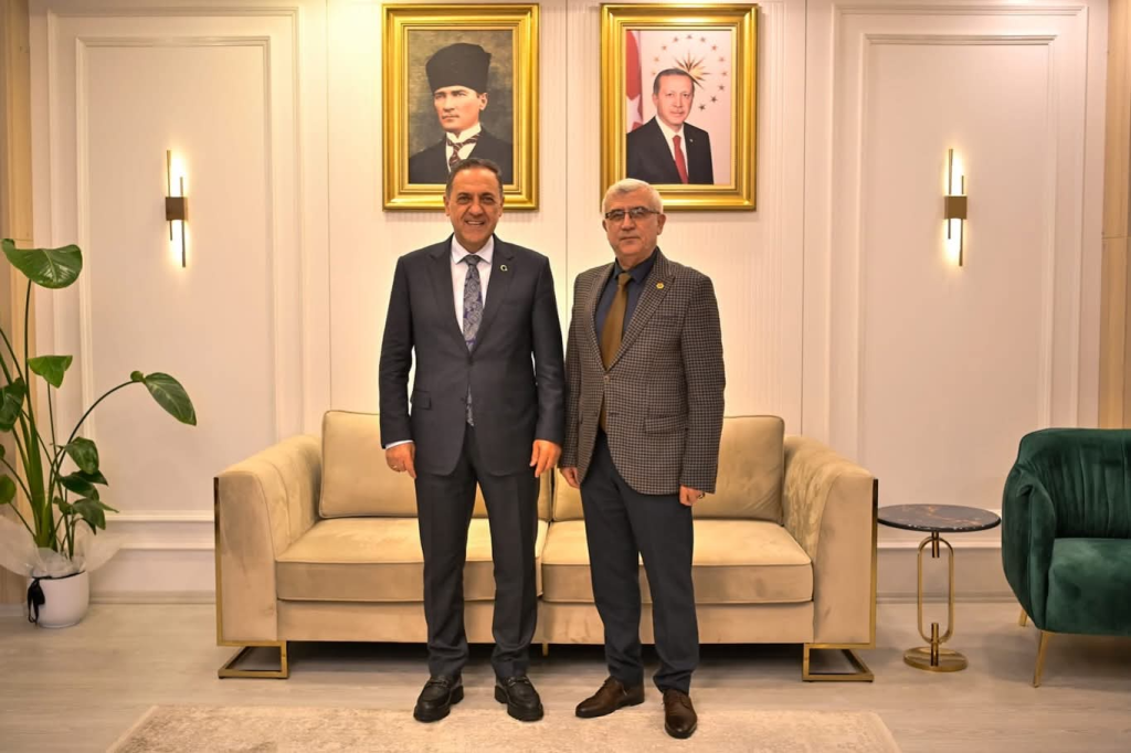 Yalova Muhtarlar Derneği’nden Vali Usta’ya Hayırlı Olsun Ziyareti