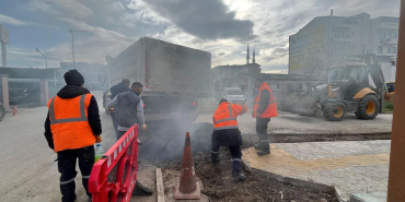 Altınova’da Yol Onarım Seferberliği Aralıksız Devam Ediyor