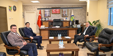 Vali Dr. Ahmet Hamdi Usta’dan İl Özel İdaresi’ne Övgü: “Büyükşehir Ölçeğinde Sorumluluk Üstleniyor”