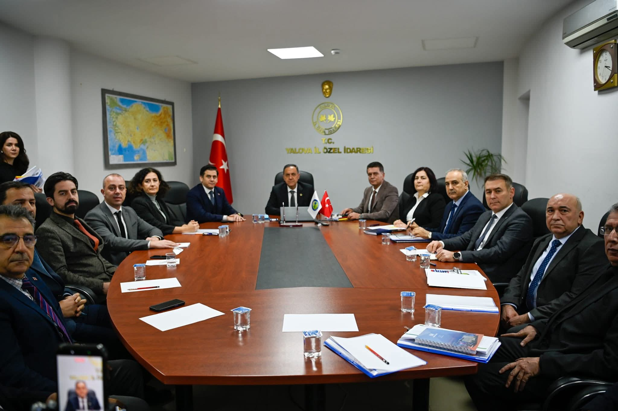 Vali Dr. Ahmet Hamdi Usta’dan İl Özel İdaresi’ne Övgü: “Büyükşehir Ölçeğinde Sorumluluk Üstleniyor” 6 Vali Dr. Ahmet Hamdi Usta’dan İl Özel İdaresi’ne Övgü: “Büyükşehir Ölçeğinde Sorumluluk Üstleniyor”