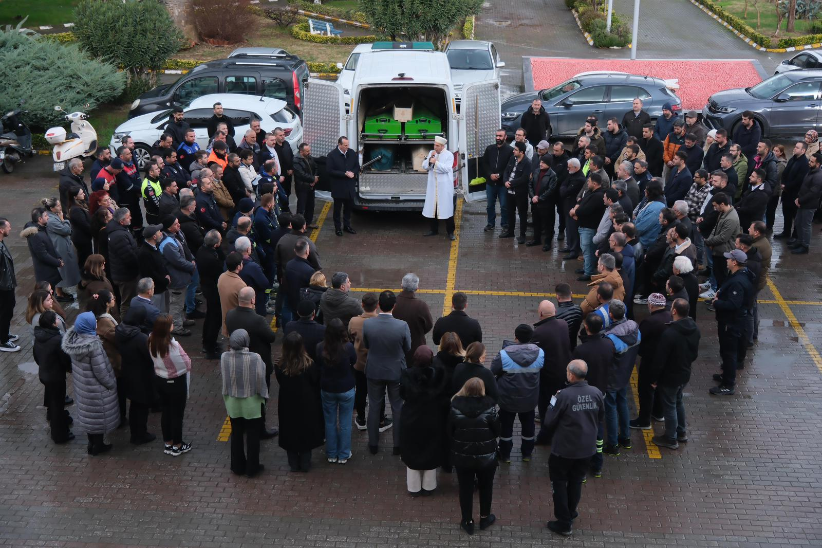 ÇİFTLİKKÖY BELEDİYESİ PERSONELİNE SON VEDA 5 ÇİFTLİKKÖY BELEDİYESİ PERSONELİNE SON VEDA