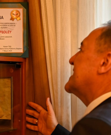 Valimiz Dr. Ahmet Hamdi Usta’dan Şehit Yakınları ve Gazilere Anlamlı Ziyaret