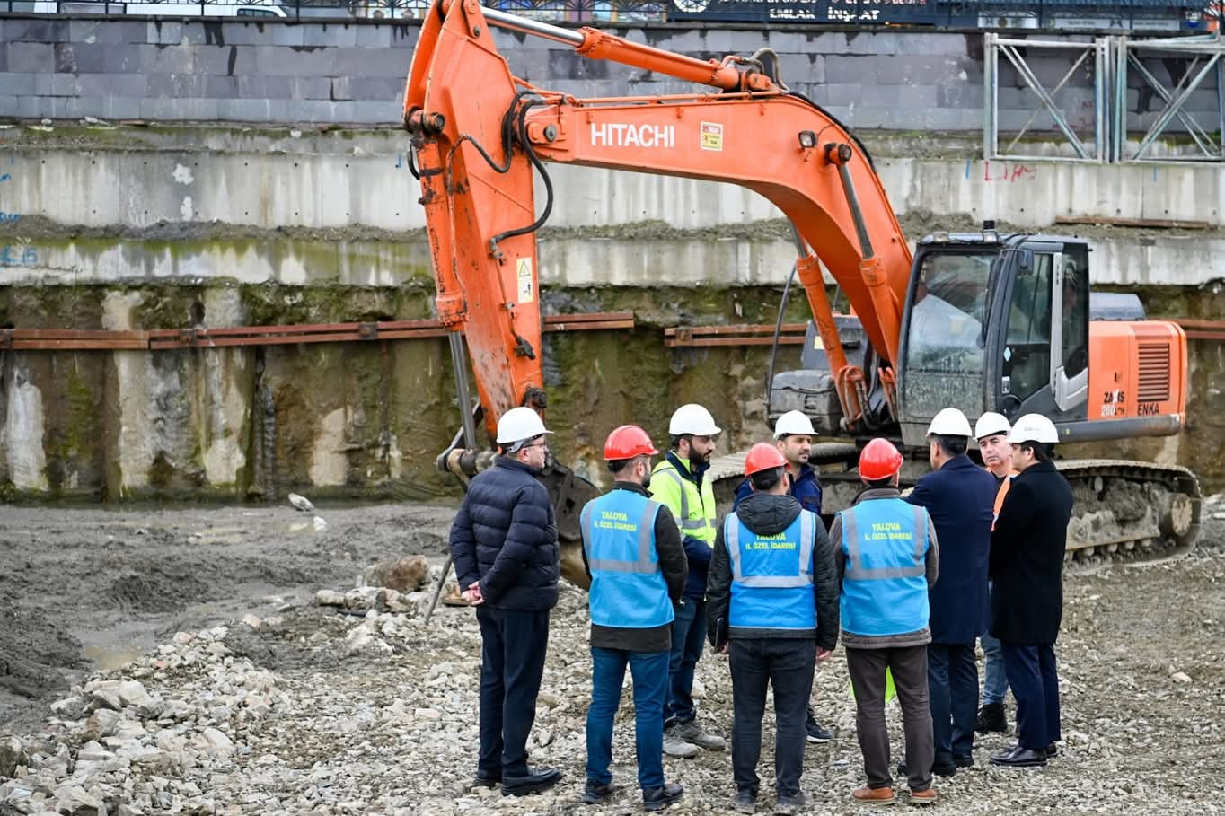 Yalova Valisi Dr. Ahmet Hamdi Usta’dan Valilik İnşaatına Yakın Takip: “Yıl Sonuna Kadar Tamamlanacak” 5 Yalova Valisi Dr. Ahmet Hamdi Usta’dan Valilik İnşaatına Yakın Takip: “Yıl Sonuna Kadar Tamamlanacak”